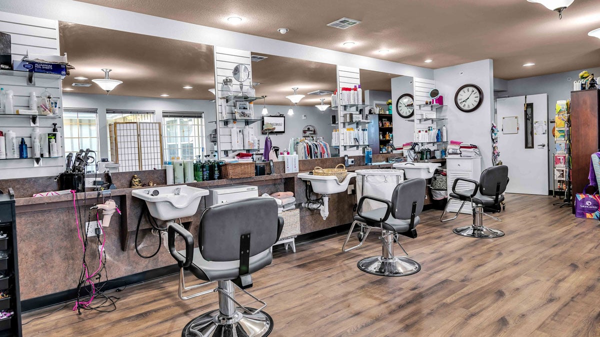 The beauty salon at Colonial Gardens